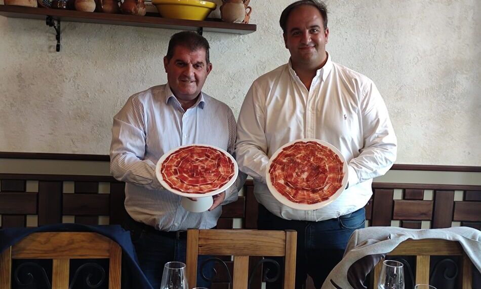 Encuentro de los alcaldes de Guijuelo y Jabugo