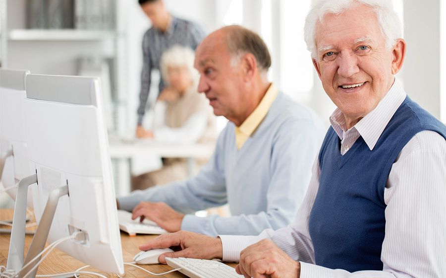 Podrán participar en los cursos las personas pensionistas, jubiladas o en situación de desempleo, con sesenta o más años, empadronados en la ciudad de Salamanca