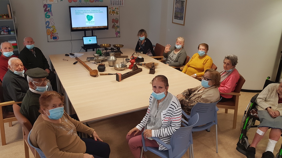 Taller en el Centro de Día de Guijuelo