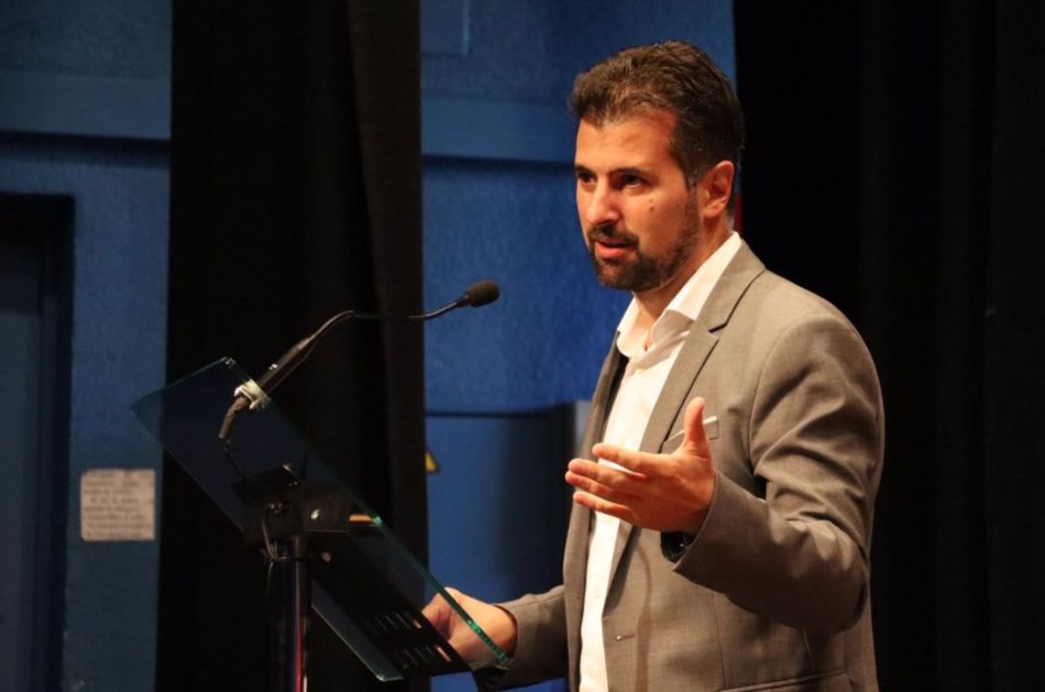 Tudanca ensalza la importancia de la ideología frente a la antipolítica y los discursos del odio