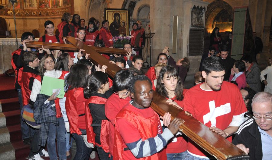 Uno de los actos del año anterior en Salamanca, con motivo de la llegada de la Cruz de los Jóvenes. Foto Diócesis de Salamanca