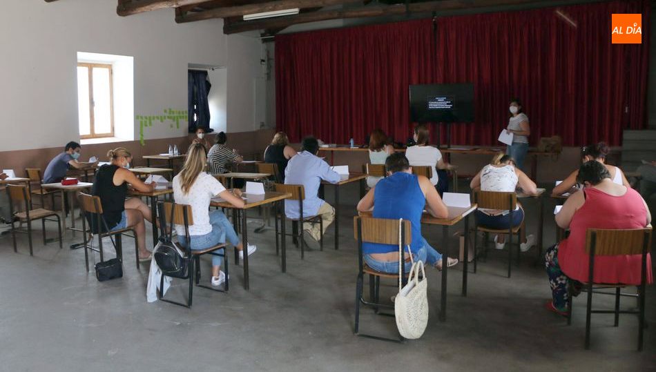 Participamntes del curso que se desarrolló en Peralejos de Abajo en julio pasado / CORRAL