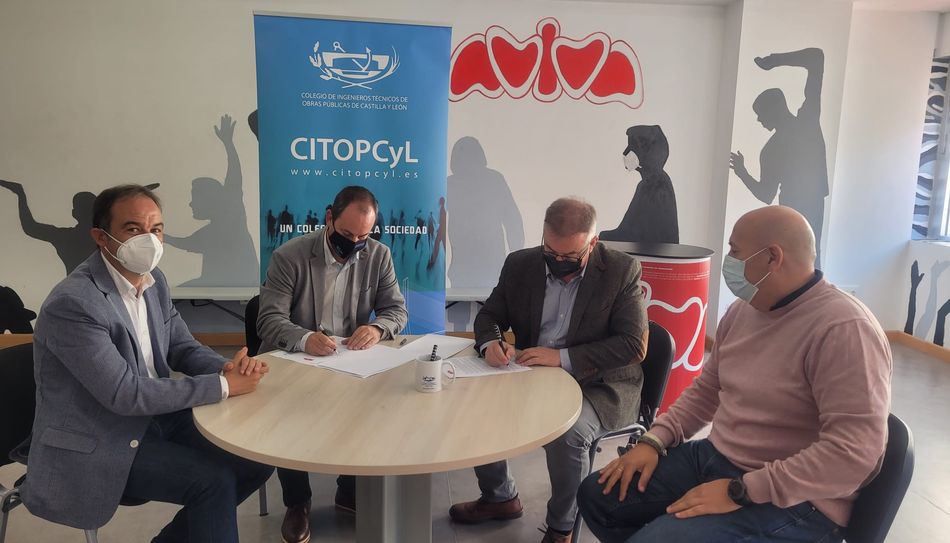 Firma del convenio entre el Colegio de Ingenieros Técnicos de Obras Públicas de Castilla y León (CITOPCYL) y la Fundación AVIVA