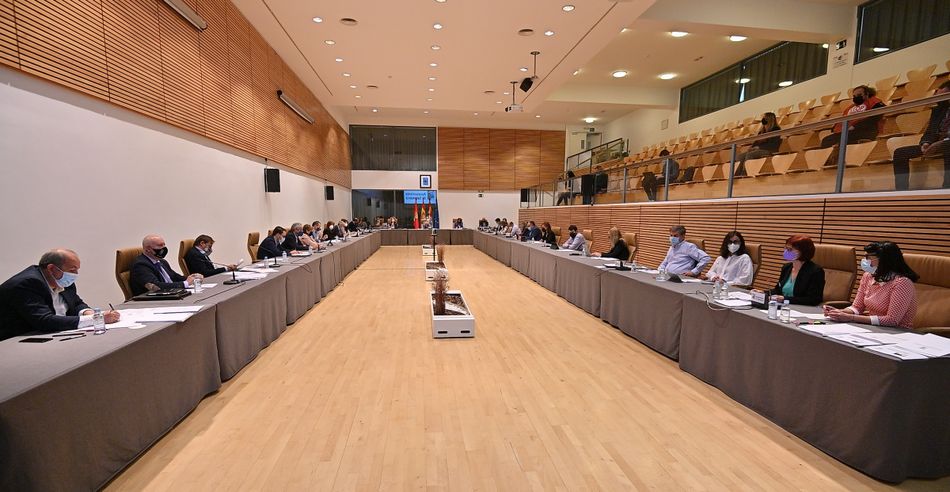 Pleno del Ayuntamiento de Salamanca en el Palacio de Congresos, en el que se ha aprobado esta normativa