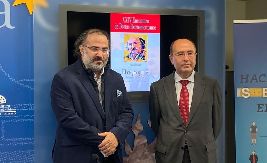 Alfredo Pérez Alencart, a la izquierda, coordinador del Encuentro de Poetas Iberoamericanos