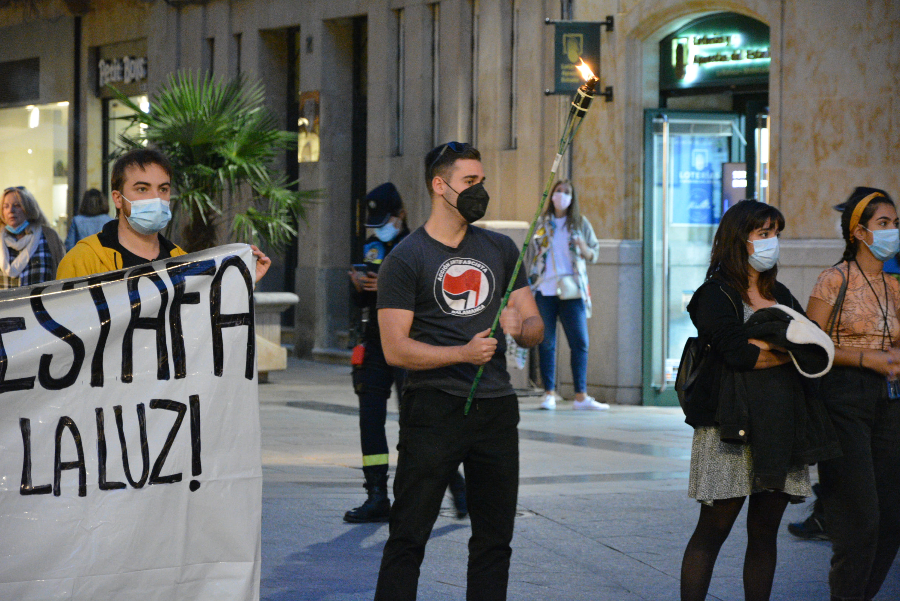 Concentración en Salamanca contra la escalada del precio de la luz 