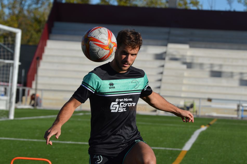 Espina, en el Reina / Carlos Cuervo