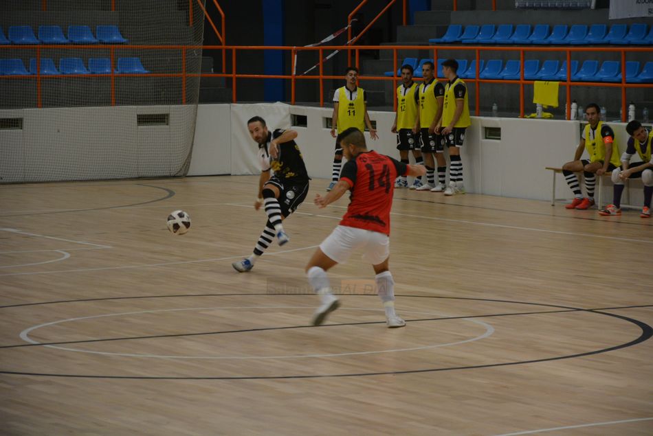 Un momento del choque / Vanesa Martins