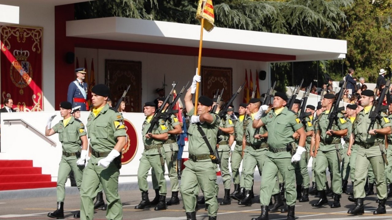 Los Reyes presiden este martes el desfile del 12-O, que contará con la asistencia de Fernández Mañueco