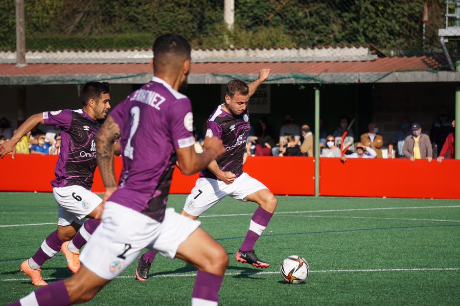 Carmona, antes de tirar / Salamanca CF UDS