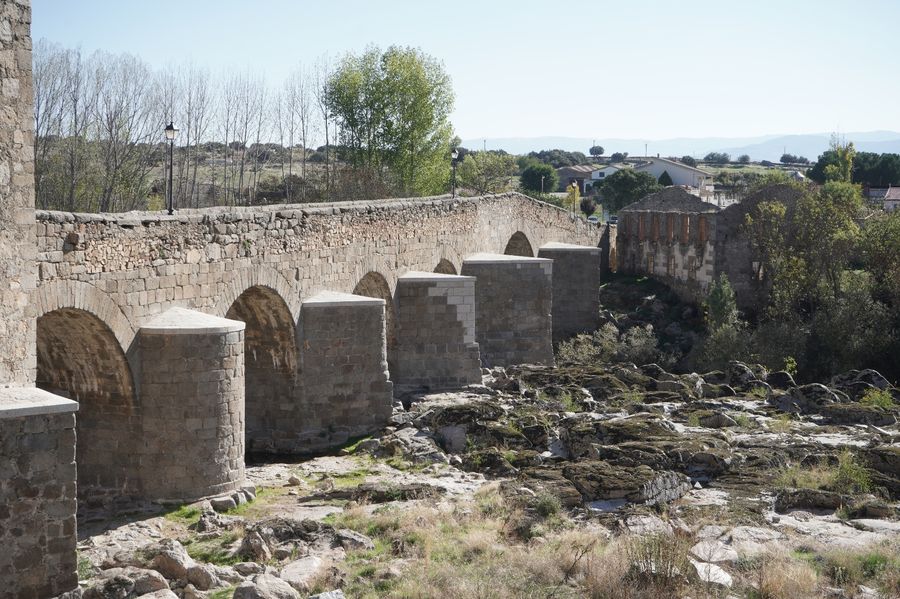 Aspecto del Puente Viejo de Puente del Congosto, tras su restauración, que ha costado 400.000 euros