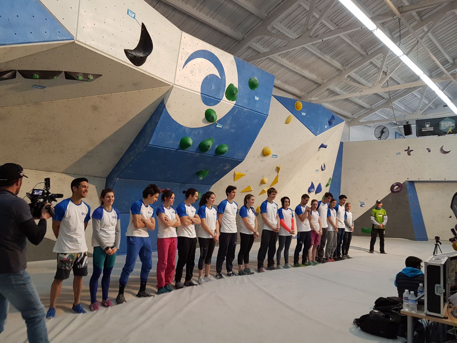 Un grupo de escaladores