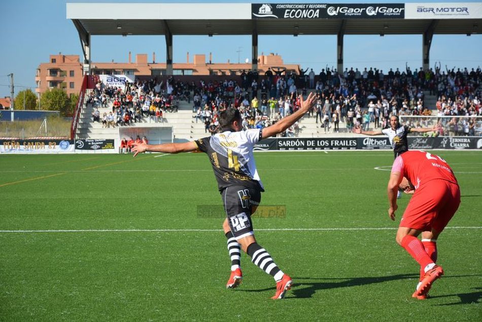 Ramiro, con los brazos abiertos / Vanesa Martins