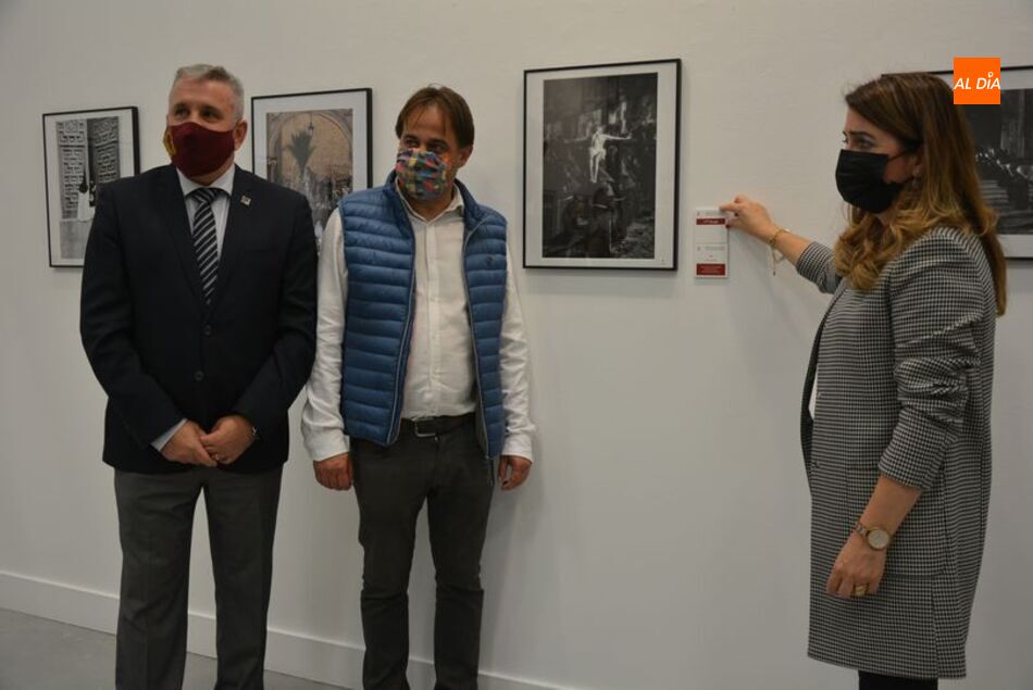 Inauguración de la exposición del Concurso de Fotografía Semana Santa Salmantina. Foto: Vanesa Martins