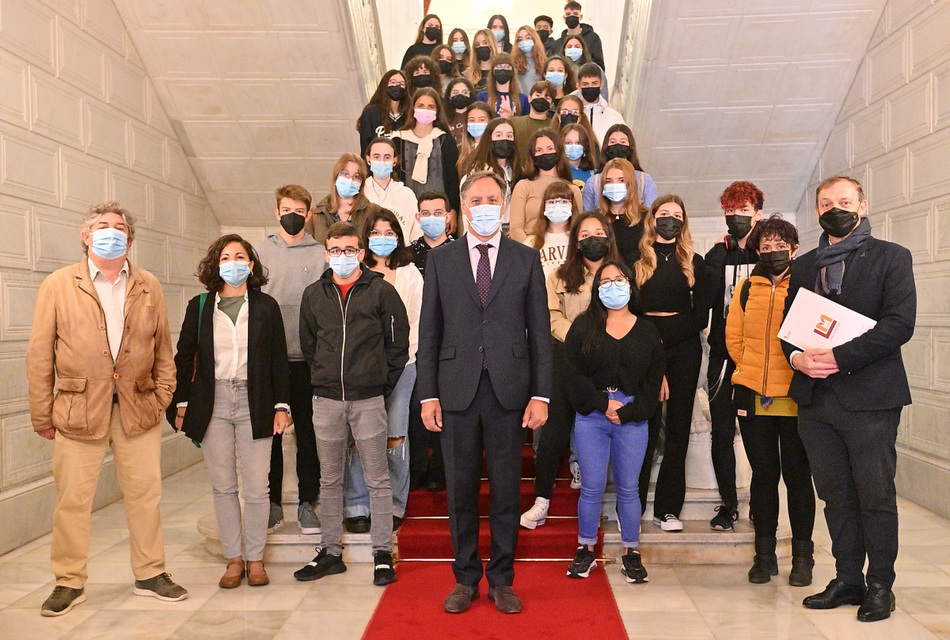 Foto de la recepción a los alumnos en el Ayuntamiento