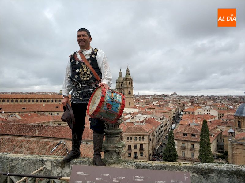 Ángel Rufino de Haro El Mariquelo, en una subida anterior a la Catedral - Archivo