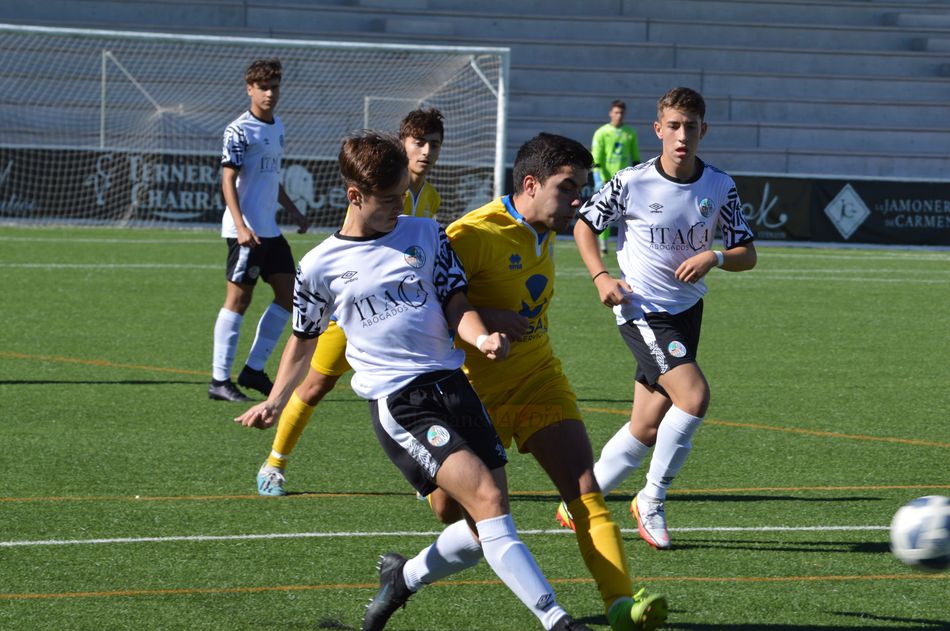 Pase en el Monterrey - Salamanca UDS B de Juvenil / Guillermo García