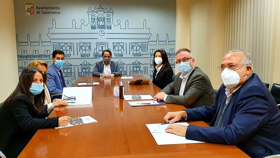 Reunión de la Mesa del Español en el Ayuntamiento