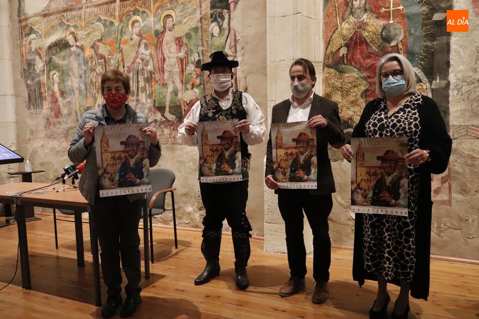 Presentación de esta Subida del Mariquelo, con Ángel Rufino de Haro y el concejal de Turismo. Fernando Castaño, en el centro. Foto de Guillermo García San Miguel