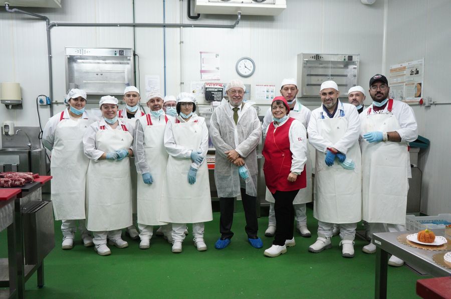 Francisco Igea junto a alumnos de uno de los cursos que se imparten en este centro