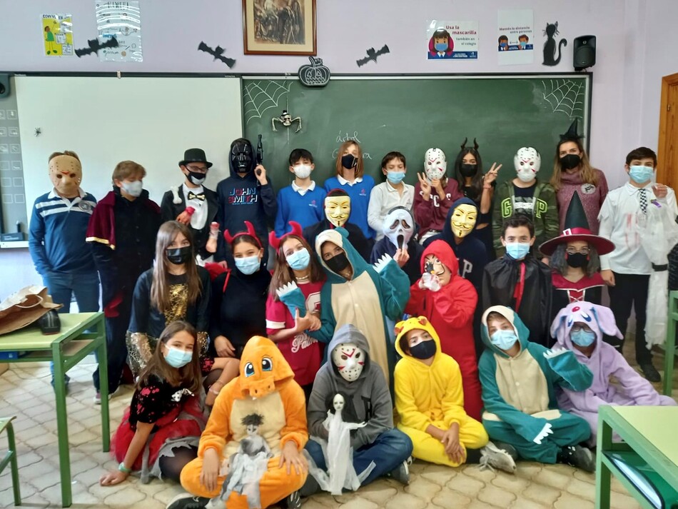 Celebración del Día de Todos los Santos en Maristas