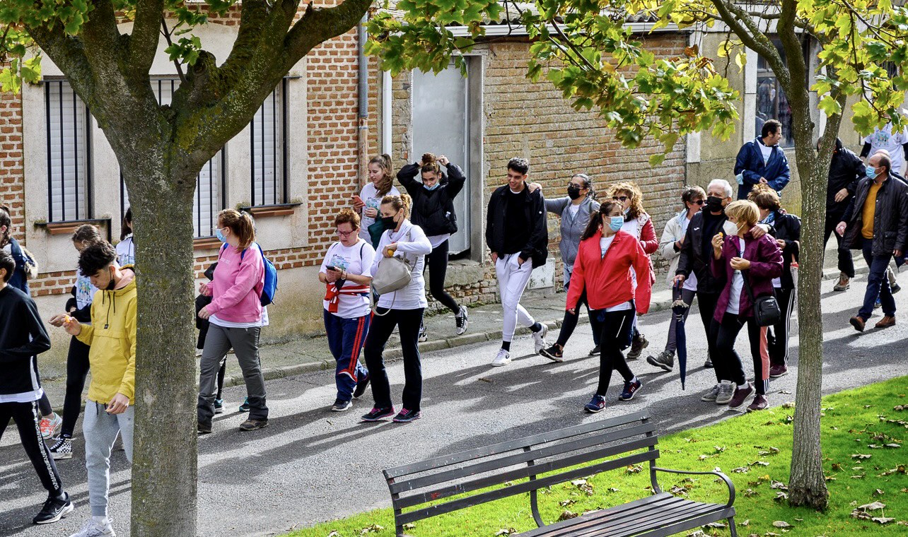 Villar de Gallimazo organizaba este domingo una nueva edición de su Marcha Solidaria