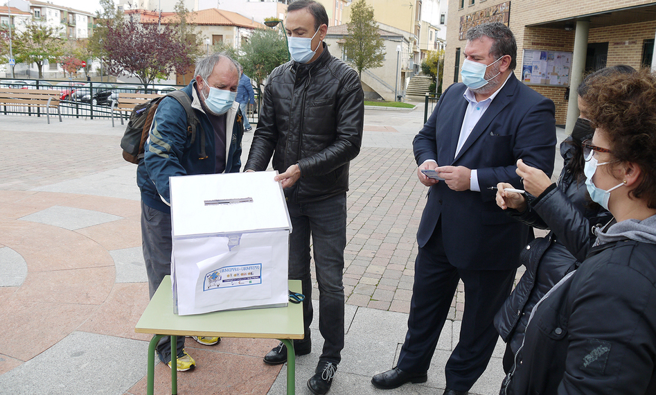 Imagen del sorteo celebrado este martes en Carbajosa