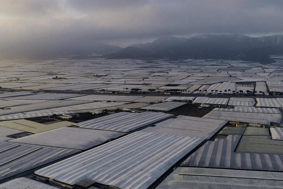 The price of progress, de Víctor Luengo