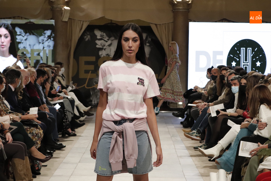 Desfile Pasarela Salamanca, este viernes en el Casino. Foto: Guillermo García