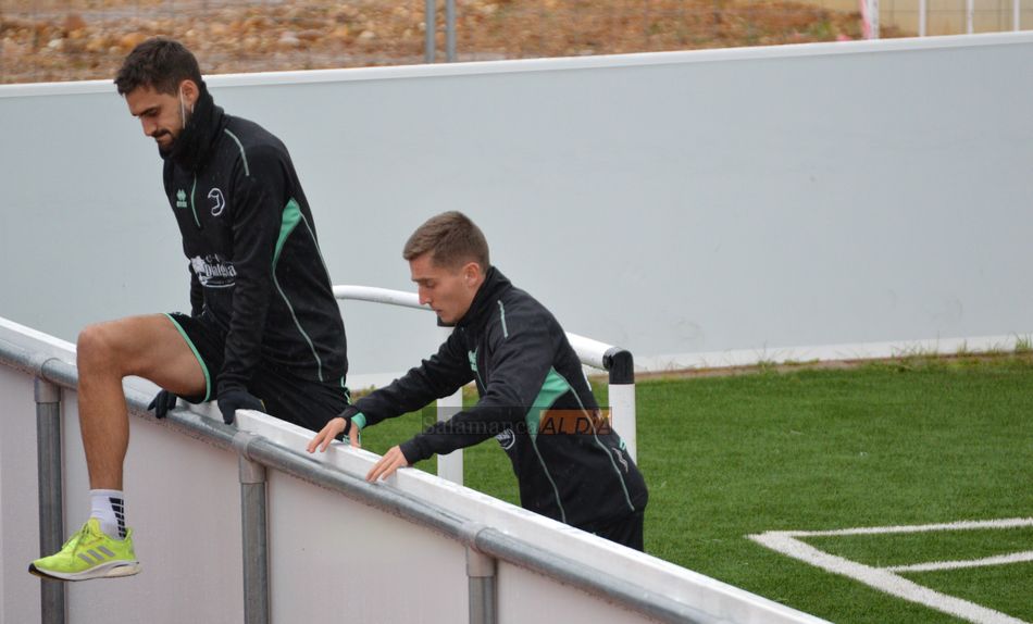 De Miguel e Íñigo abandonan el césped / Carlos Cuervo