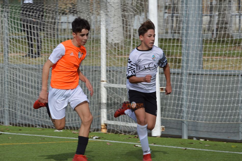 Una carrera entre dos jugadores en La Aldehuela / Guillermo García