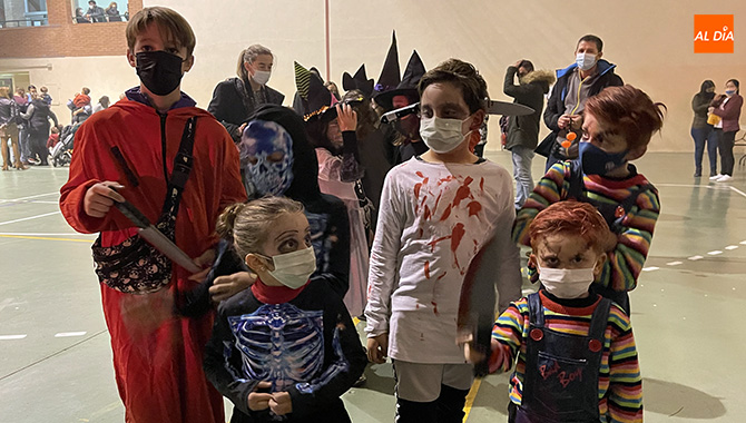El pabellón municipal acogía la celebración de la gran fiesta de Halloween en Peñaranda