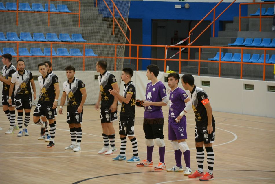 Saludo inicial de otro choque / Guillermo García