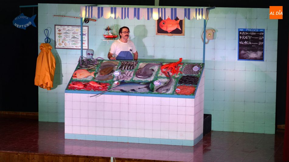 Un momento de la representación de Agallas en el centro cultural de Lumbrales / E. Corredera