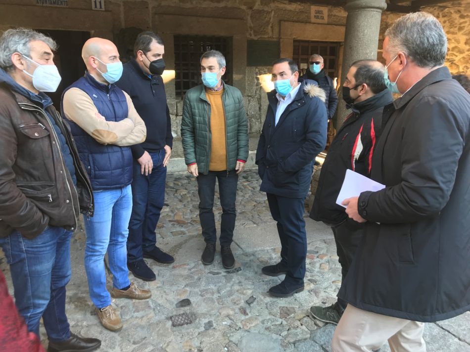 La Junta se reúne con los alcaldes de las ZBS de la Sierra de Francia y anuncian nuevas jornadas de vacunación