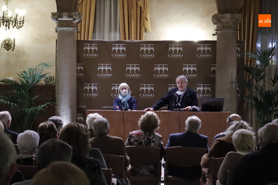 Presentación en el Casino del libro África: miradas con pupilas blancas, este jueves