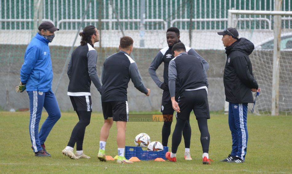 Varios jugadores, durante una actividad