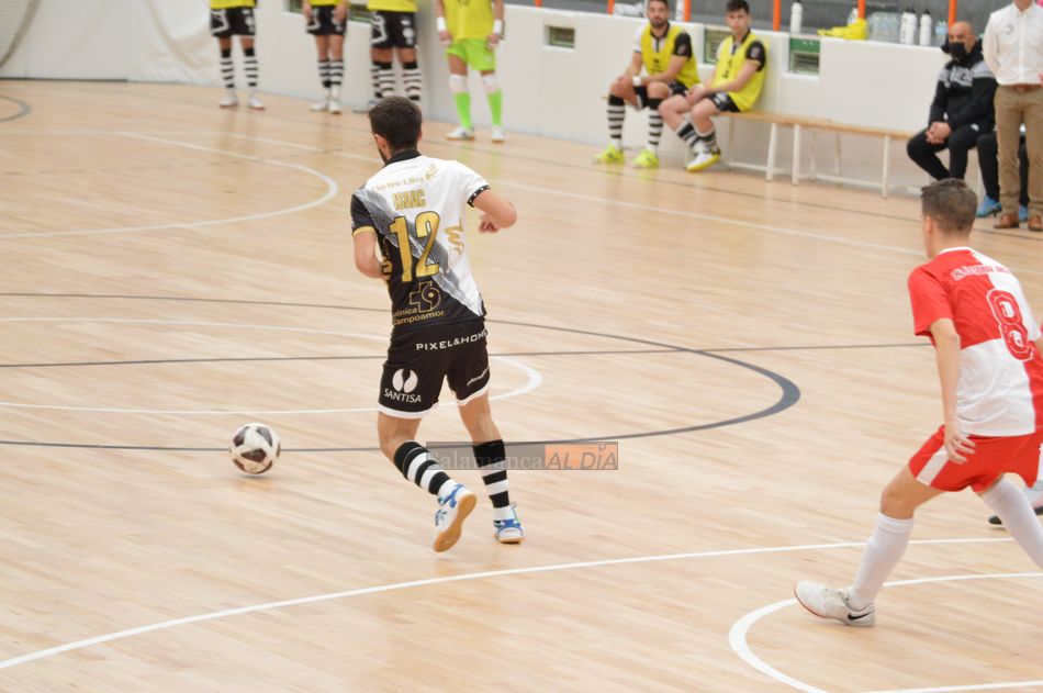 Un momento del choque / Guillermo García