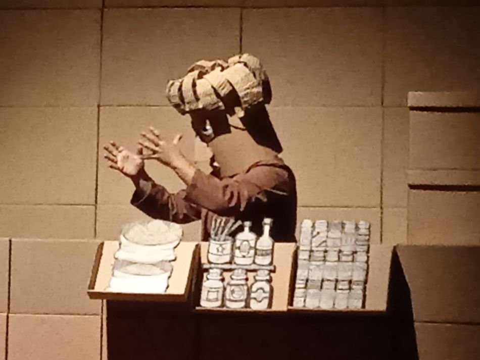 Luppo propuso una original obra teatral con marionetas de cartón - Provincia a Escena