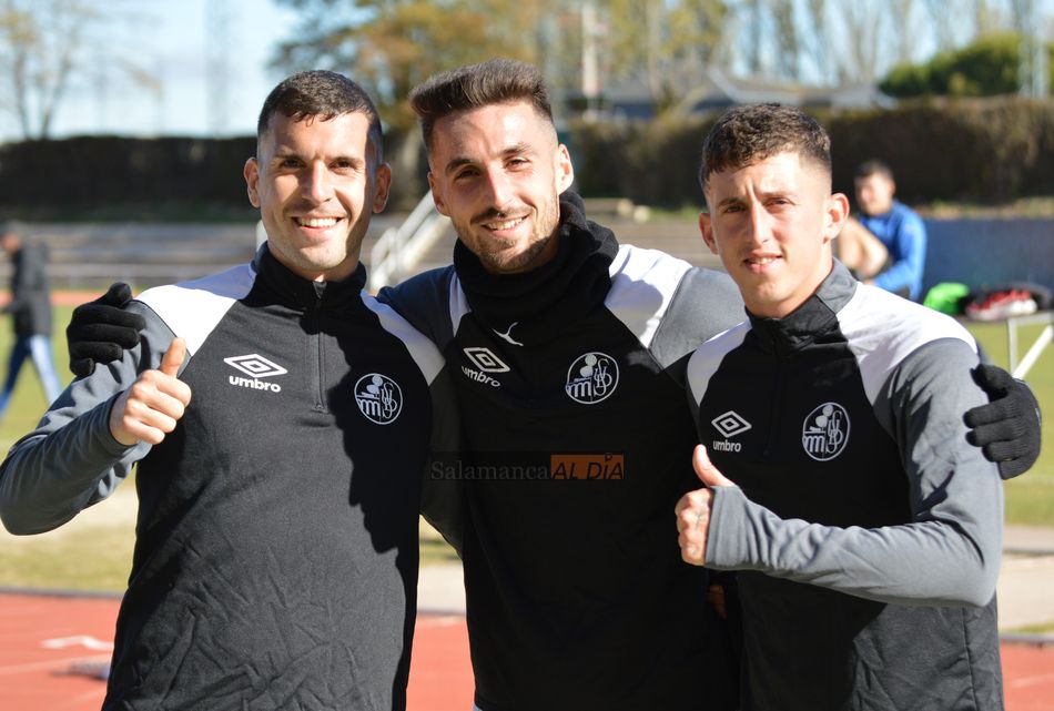 Carrasco, Hugo y Segura posan tras entrenar para este medio / Carlos Cuervo
