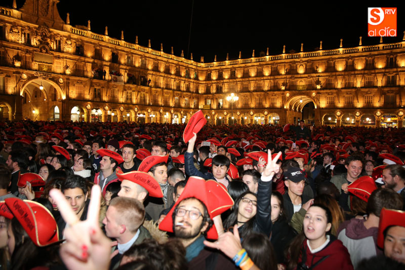 Foto de archivo de una edición anterior de la Nochevieja Universitaria en Salamanca