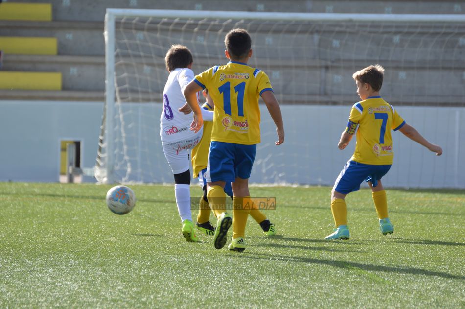 Un partido disputado en el Reina Sofía / Guillermo García