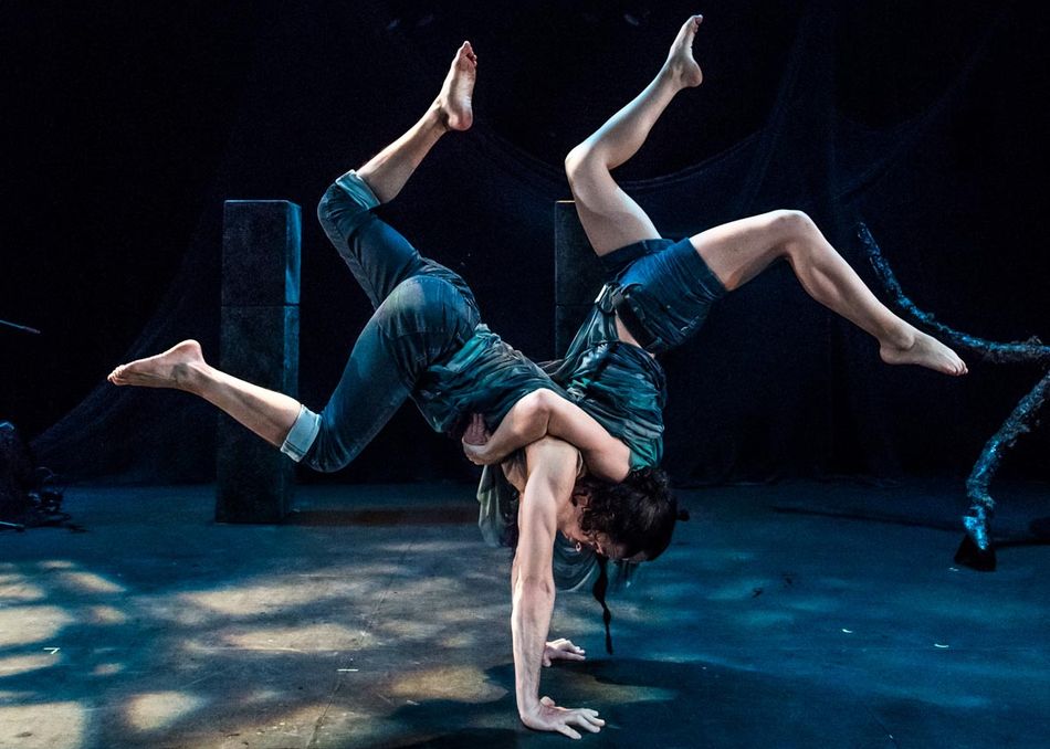 Carlos López y Noemí Pareja, dos artistas polifacéticos que interaccionan a través de diferentes lenguajes contemporáneos de movimiento