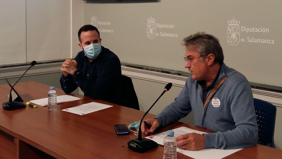 Rueda de prensa del portavoz del PSOE en la Diputación Fernando Rubio, y el diputado provincial Carlos Fernández Chanca