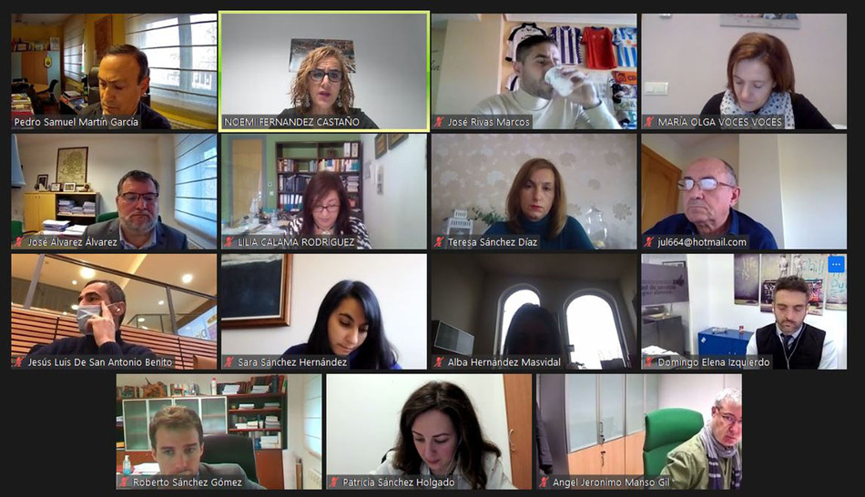 Pleno municipal de Carbajosa de la Sagrada celebrado este jueves