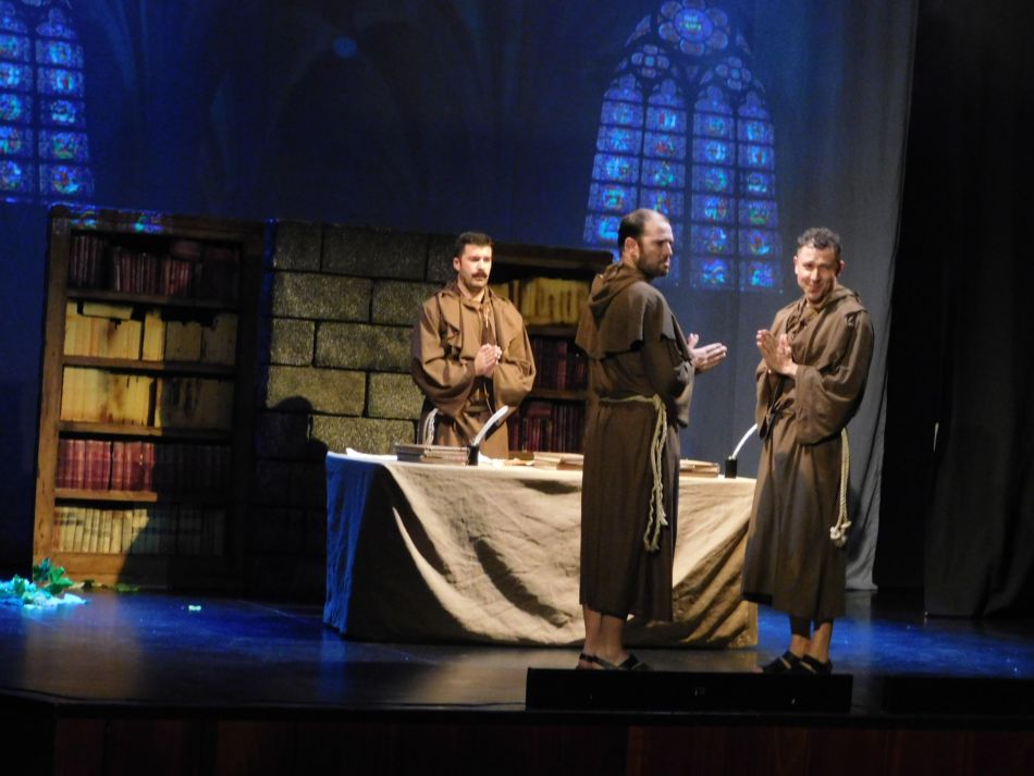 Spasmo Teatro lleva su hilarante humor a Guijuelo