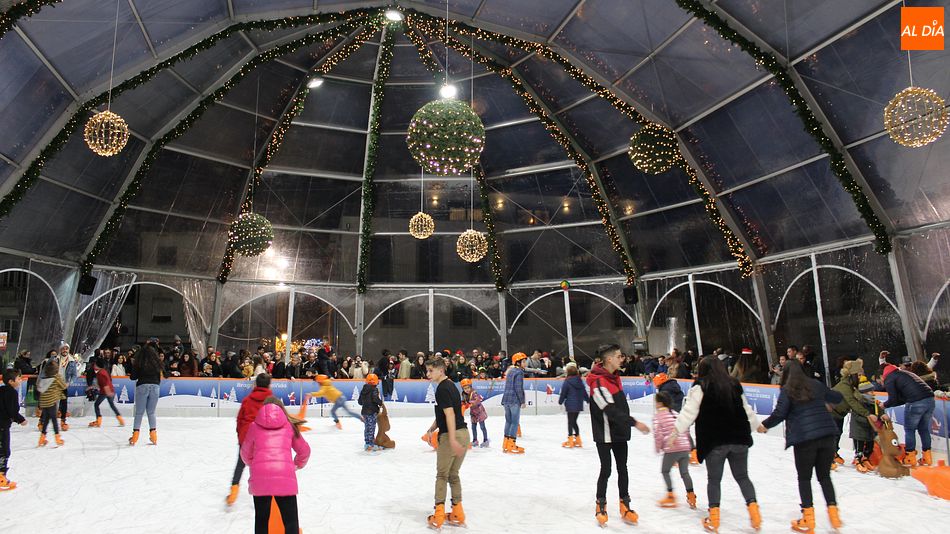 La pista de hielo de Salamanca cuenta con cubierta similar a esta - Archivo