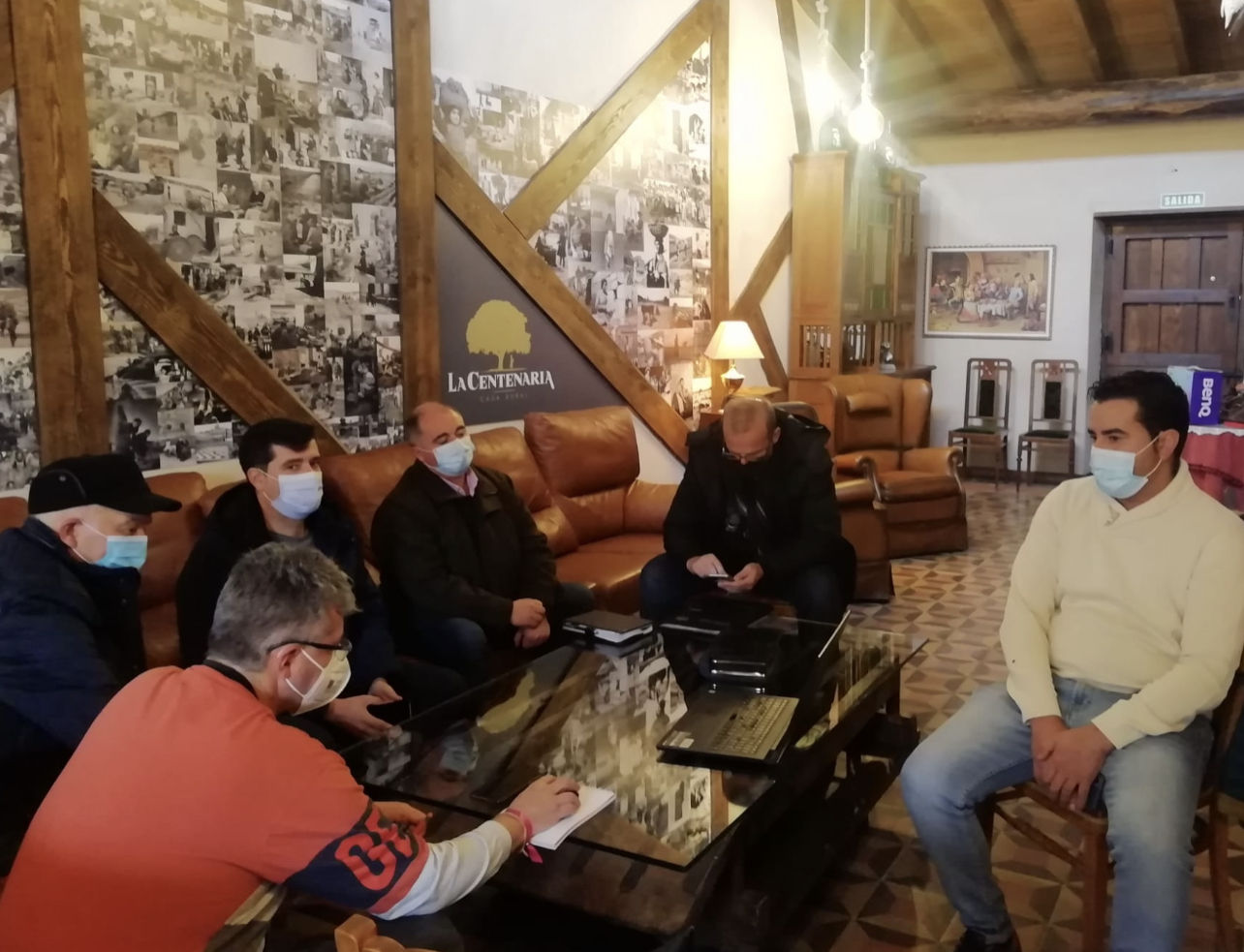 Alcaldes de los municipios integrados en la Ruta de Carlos V se han reunido en Alaraz