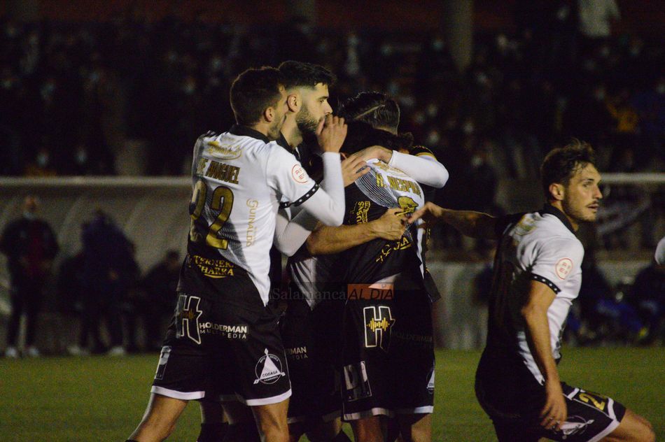 Un tanto de Unionistas / Guillermo García