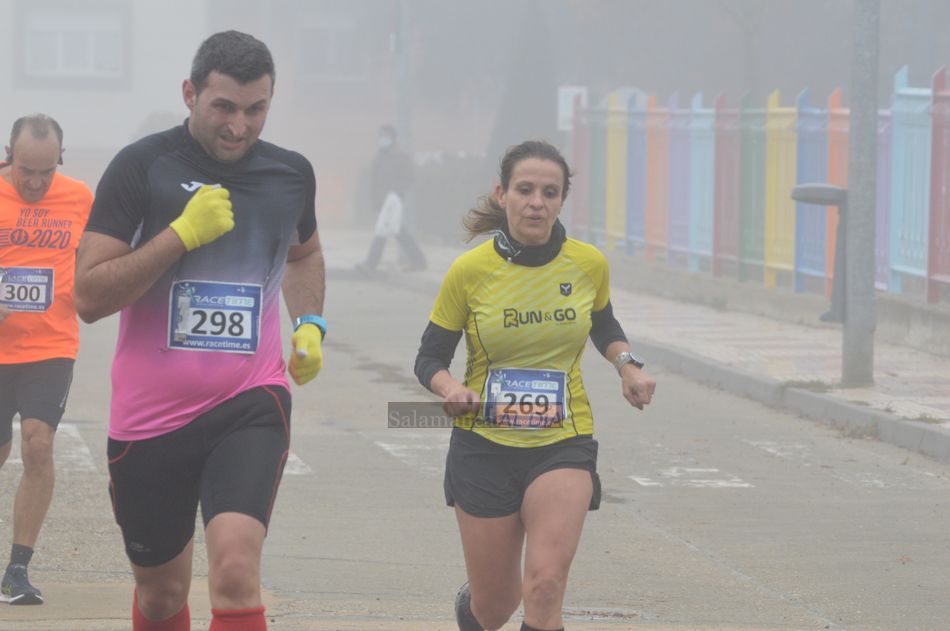 Corredores bajo la niebla / Guillermo García